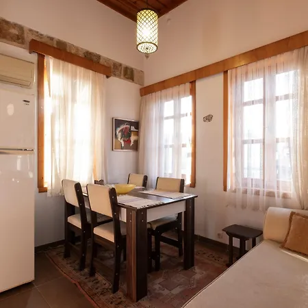 Otel Saye ' Kaleiçi&oldtown' 3*